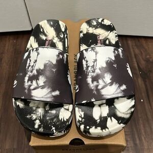 Brand Black LA/Electric & Rose Black & White Sandals, Size 7.5